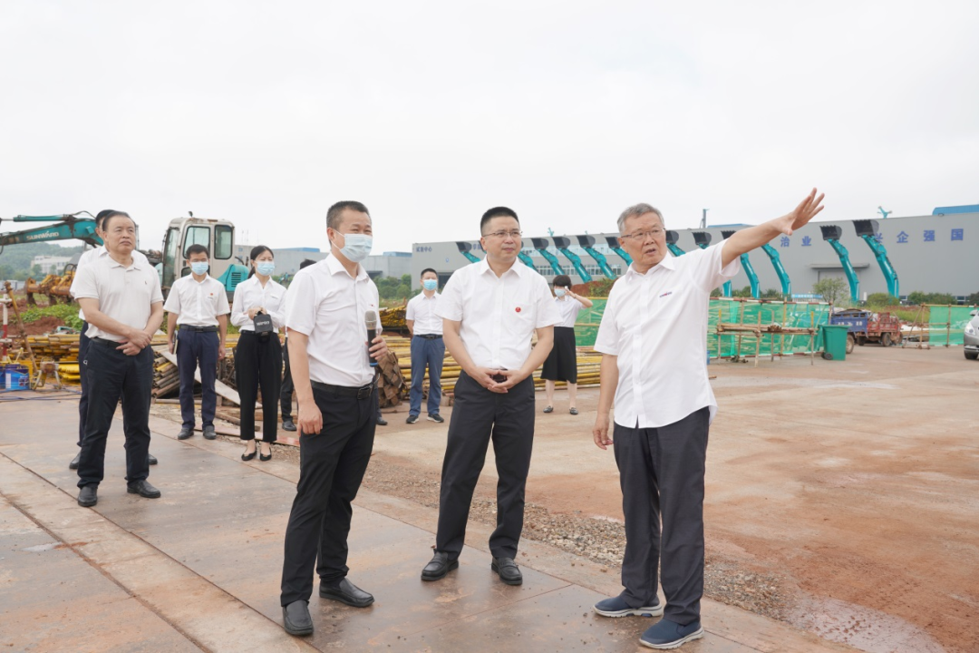 长沙市委常委、市纪委书记胡卫兵考察调研yp街机智能