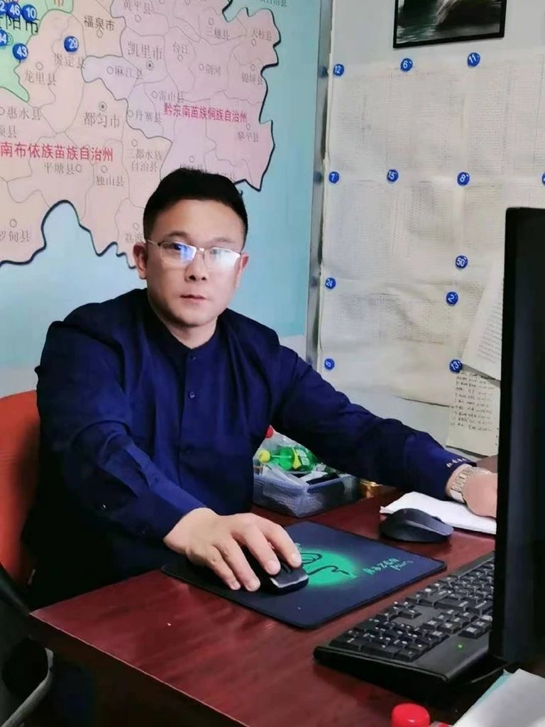 不到2年时间，，，，，，，，入手33台yp街机智能旋挖钻机，，，，，，，，这位老板什么来头？？？？