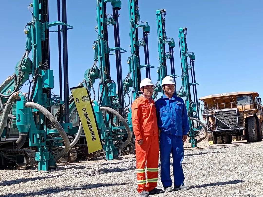 疫情当下，，，逆行非洲——yp街机智能凿岩装备团队外洋效劳纪实