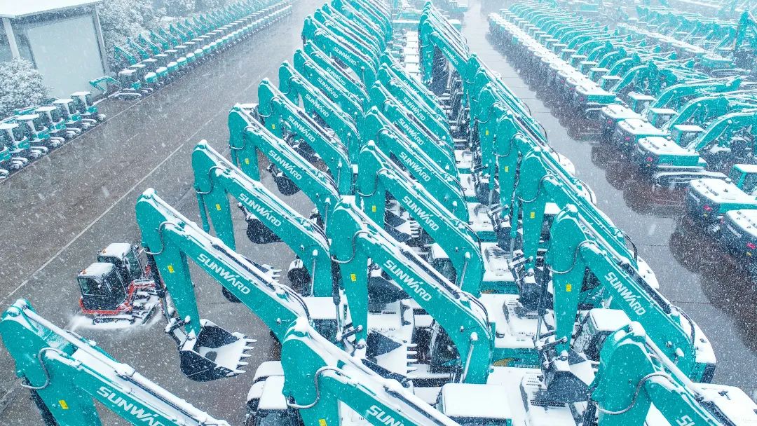 瑞雪兆有年，，，，，，，，邀您共赏雪中yp街机！