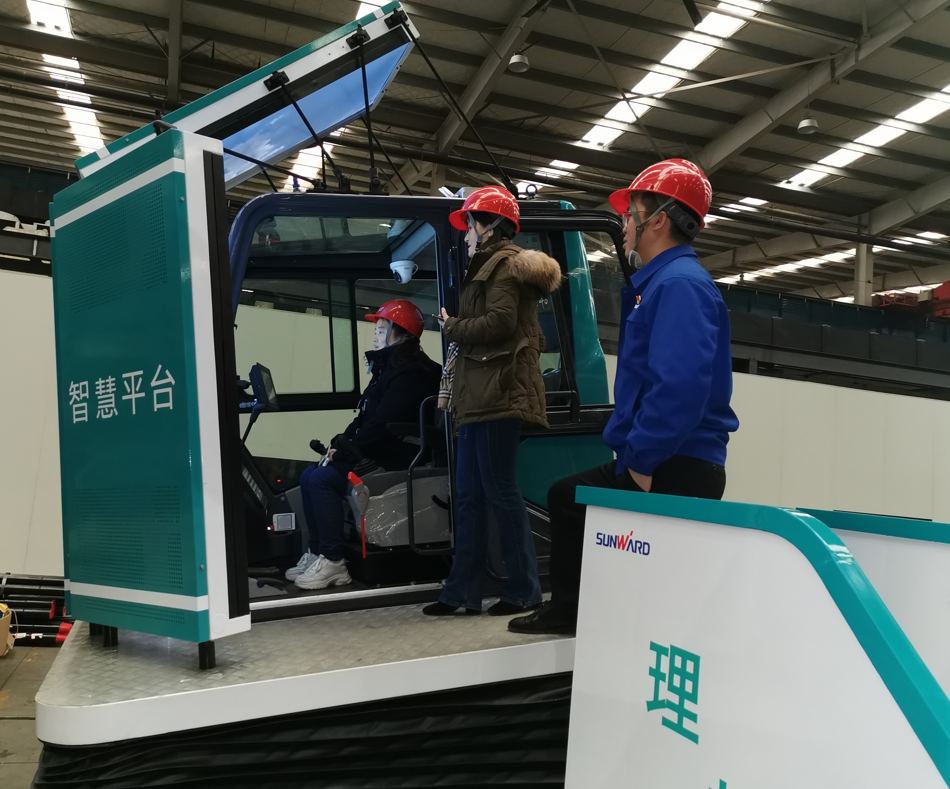 湖南省人工智能学会秘书长陈爱斌一行考察调研yp街机智能