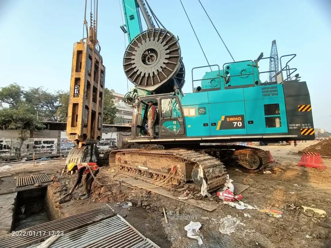 谢谢信！yp街机智能SWHG70液压抓斗助力外洋基础施工获肯定