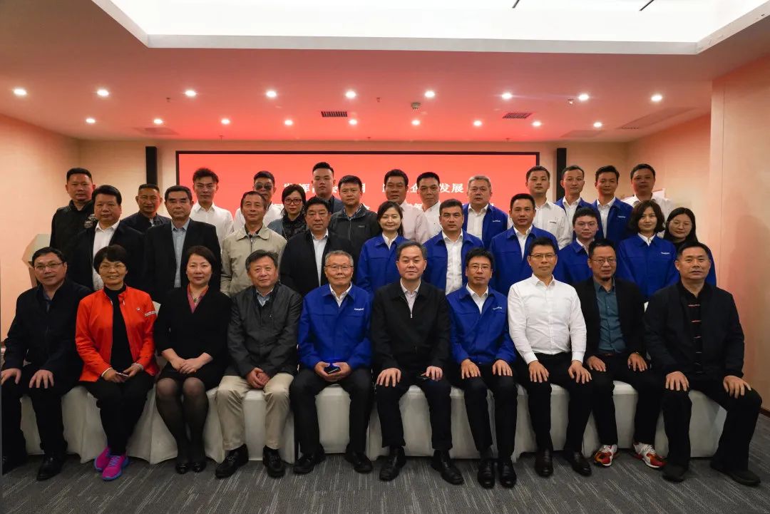 抱团出海，，，携手共赢！何清华带队赴湖南异地商会联合会造访交流