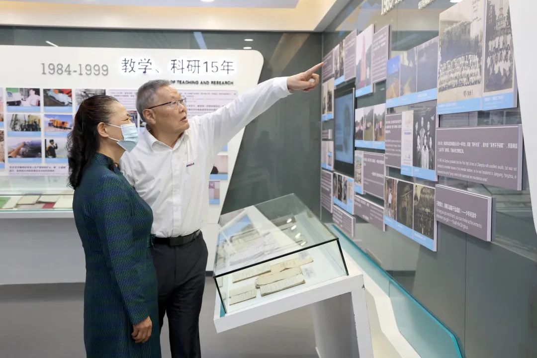 深化产学研相助！中南大学校长、中国工程院院士田红旗率团造访yp街机智能