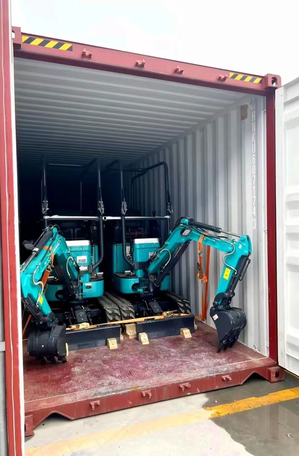 一连进军国际市。。。。。。。≈信钒嗔校ǔど常﹜p街机智能专列乐成首发