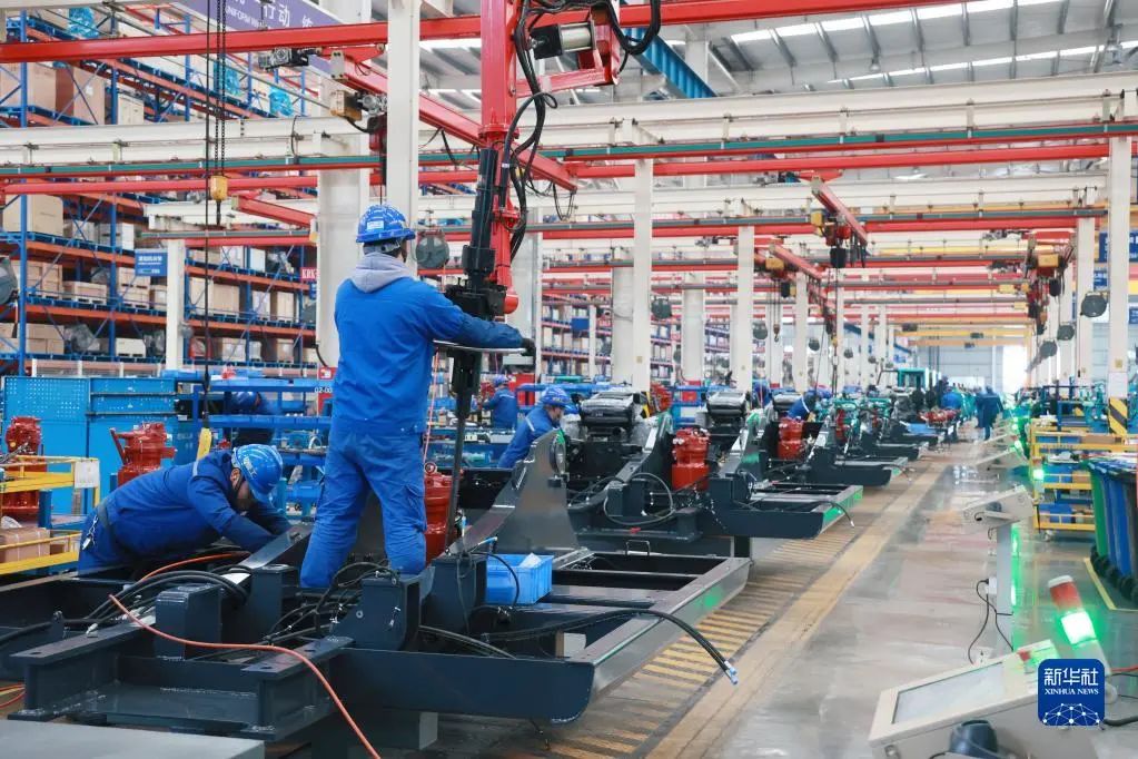 沿着总书记的足迹 | 切记嘱托，，，，，，，，yp街机智能自主立异一直在路上！