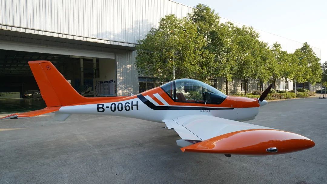 图集 | 阿若拉穿“鲨”衣，，，，，，尚有更多套装为天空添彩！