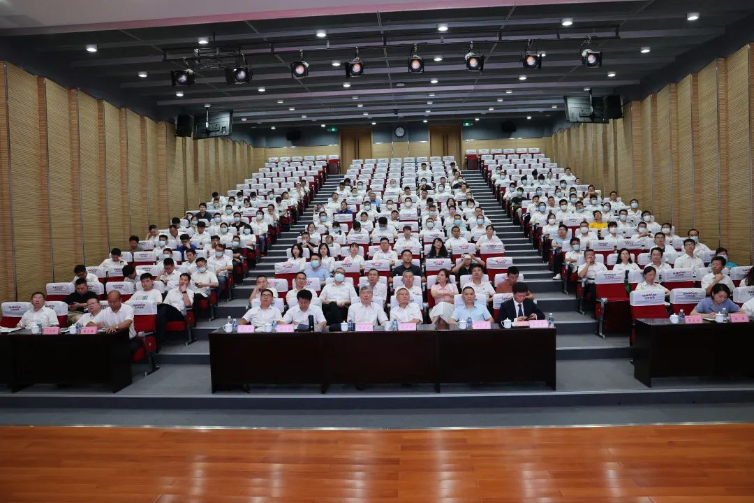 立异引领，，，，智造未来！“2022院士专家长沙行”高端装备高质量生长钻研会盛大举行