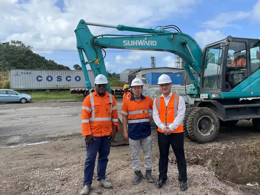 “yp街机绿”迈向南太平洋岛，，，，，，，yp街机智能轮挖助力斐济基础设施建设