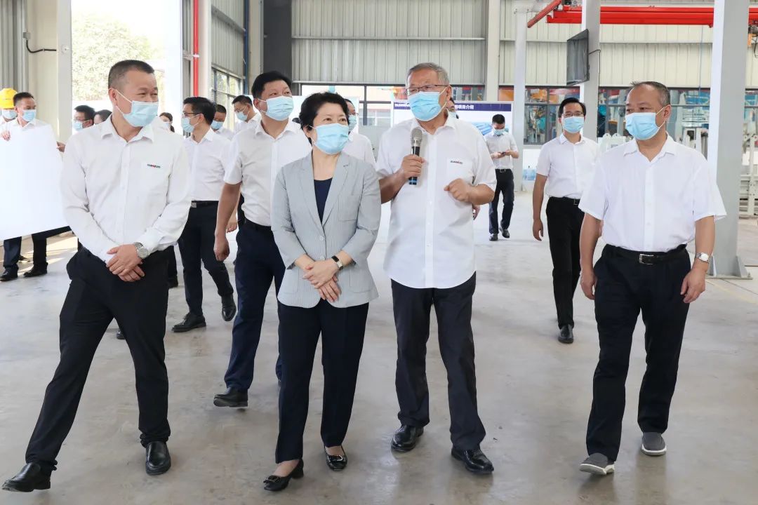 吴桂英调研yp街机智能