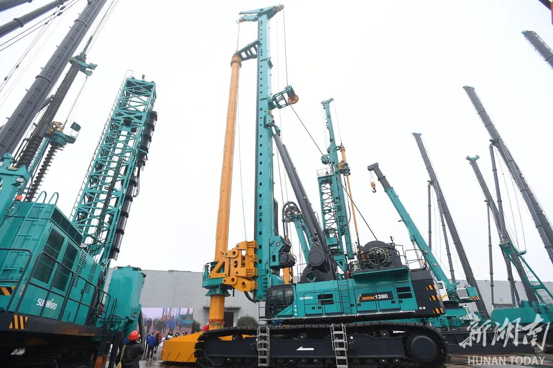 湖南日报 | yp街机智能：立异“yp街机”好景物