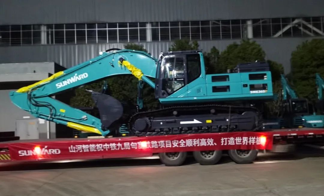 共建“一带一起”！yp街机智能携手中铁九局助力匈塞铁路建设