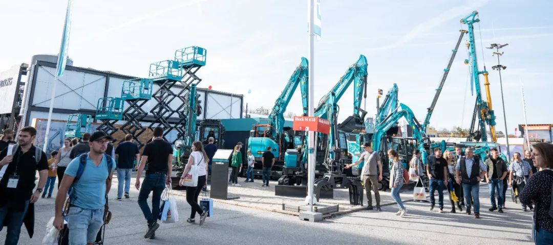 Bauma 2022 | 一组火热现场图带您重温yp街机智能德国宝马展之旅
