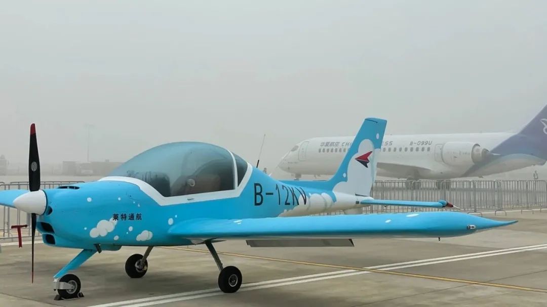 逆势翱翔！yp街机航空携手相助同伴亮相2022南昌航行大会