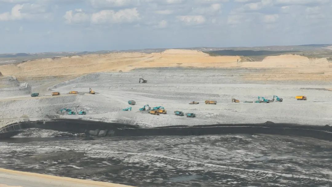 腾远添智能新绿，，，，，，，，yp街机巨改革能源矿卡批量交付