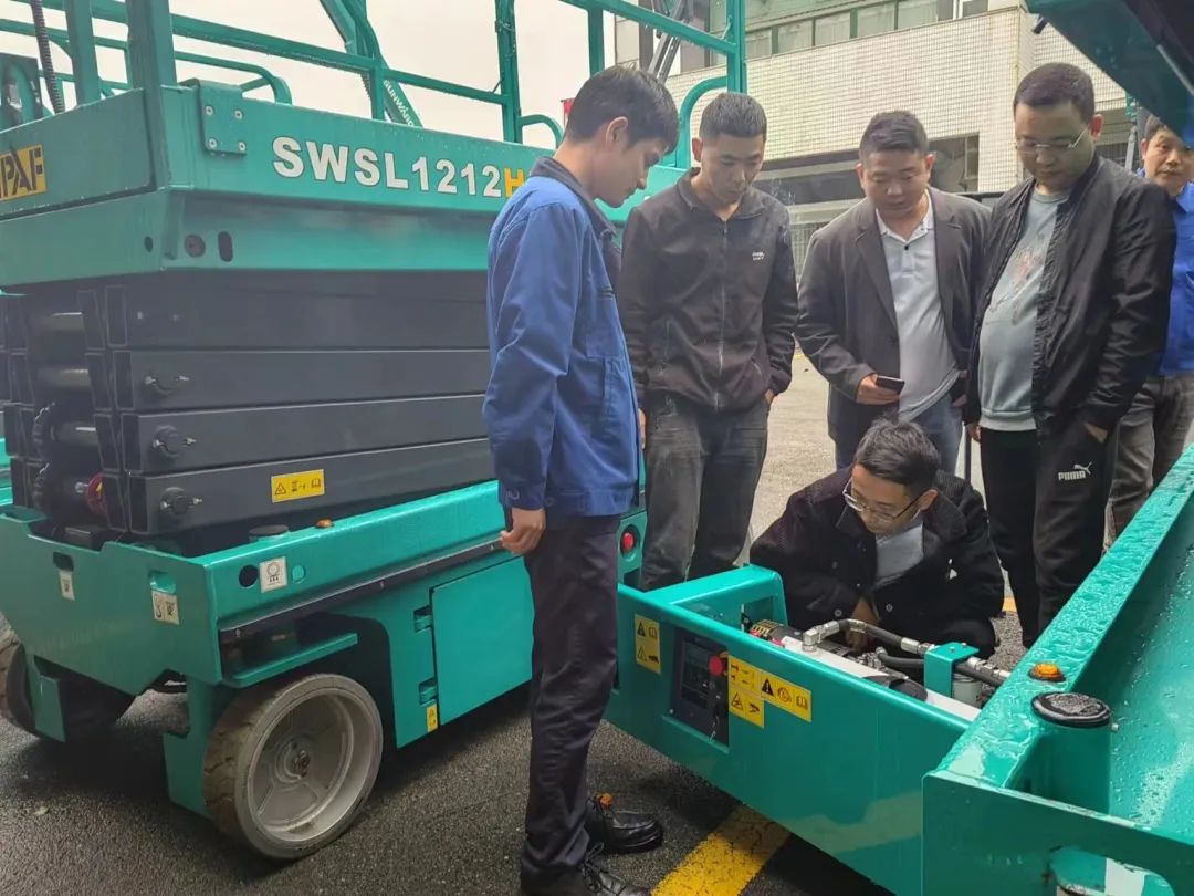 立异引领，，，，，岑岭相见！yp街机智能高空机械产品推介会走进粤港澳大湾区