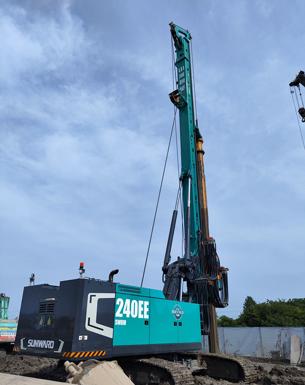 出道即巅峰！yp街机智能增程式电动旋挖钻机硬核给“利”