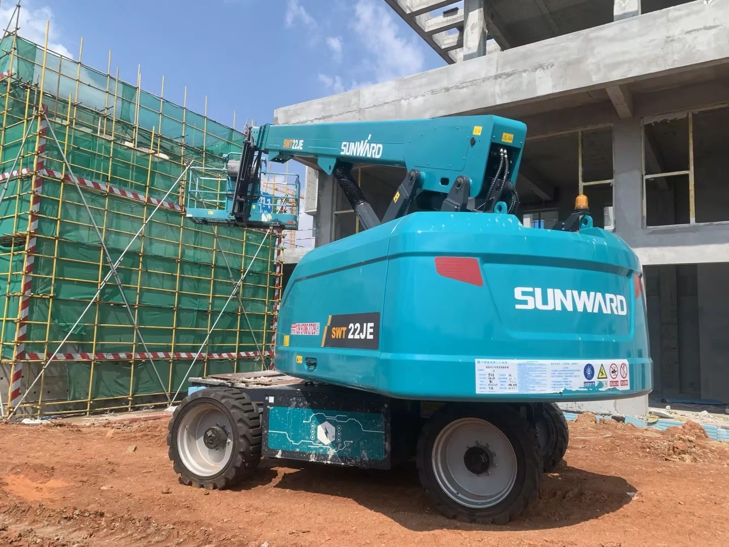 实力上新！yp街机智能电动直臂高空作业平台进军华中市场