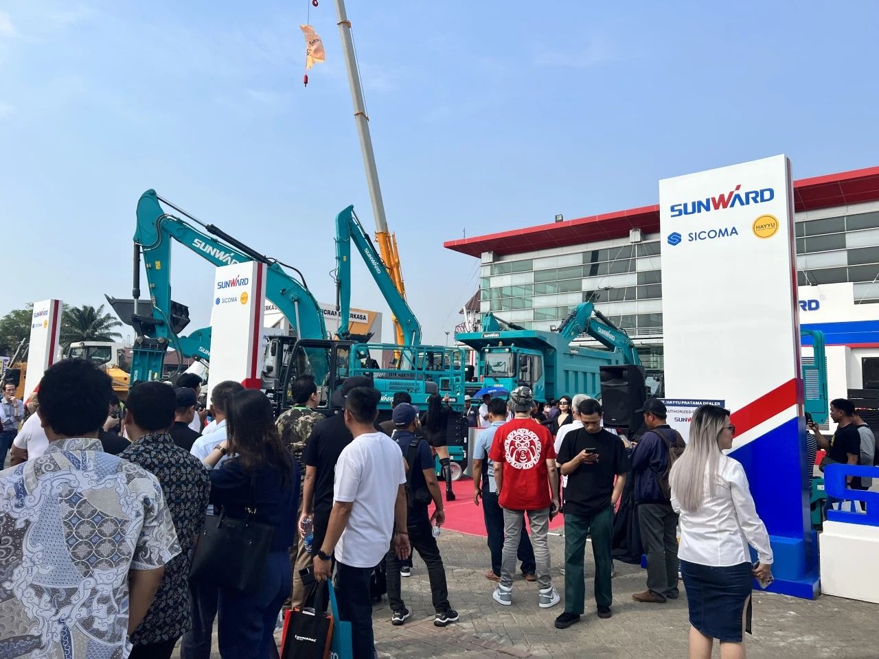 深耕细作，，，，，，，，逆势增添！yp街机智能艳服亮相印尼雅加达矿业展