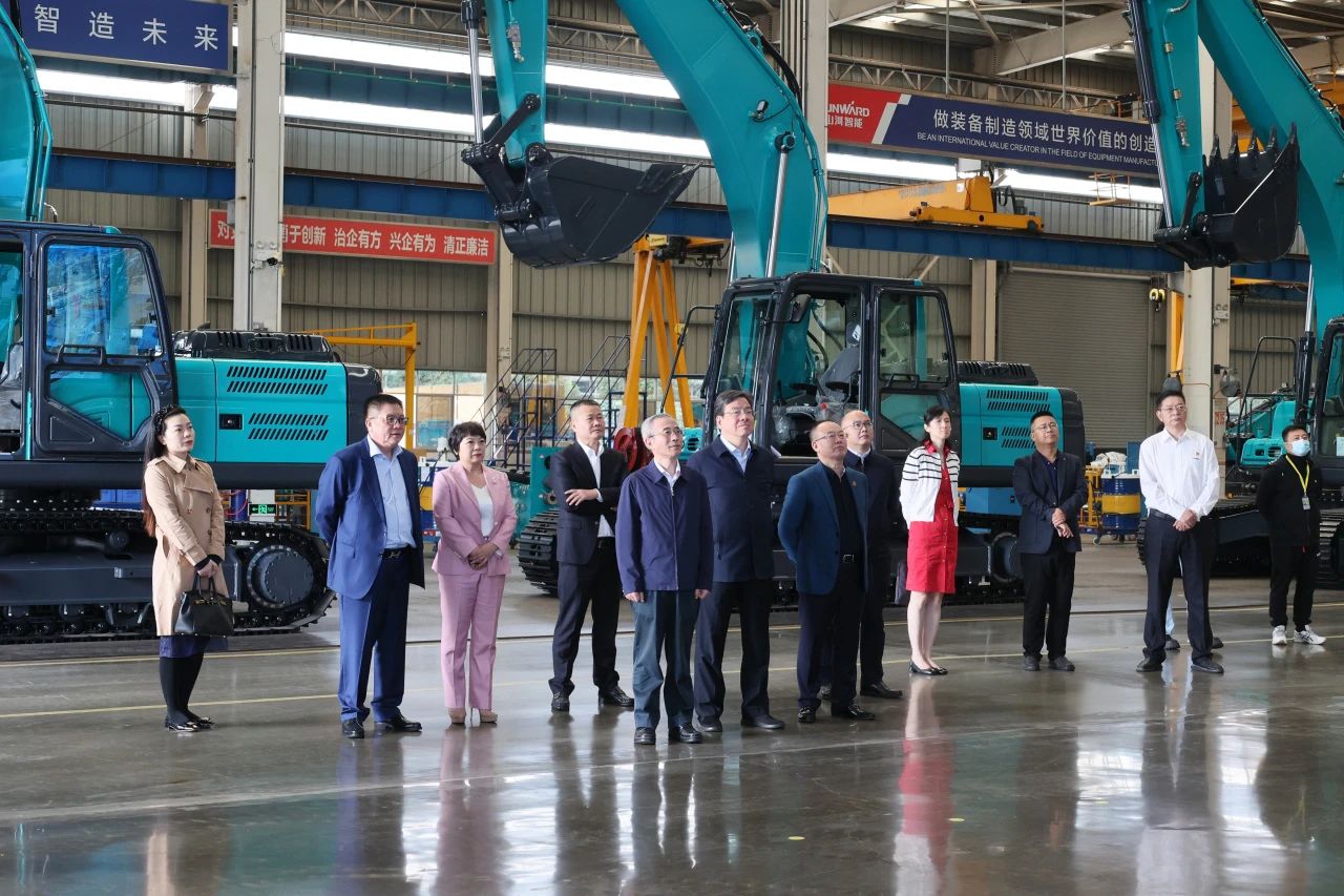 天下工商联副主席寿子琪调研yp街机智能