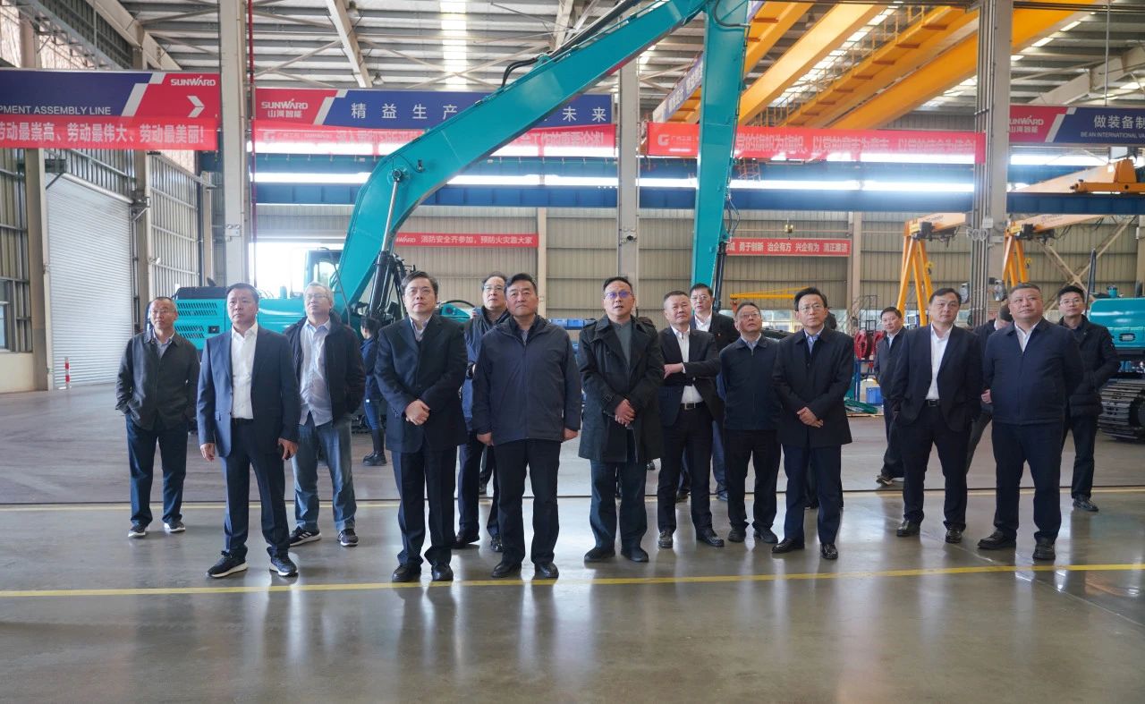 聚焦装备再制造！上海市政协副主席、党组副书记肖贵玉带队调研yp街机智能