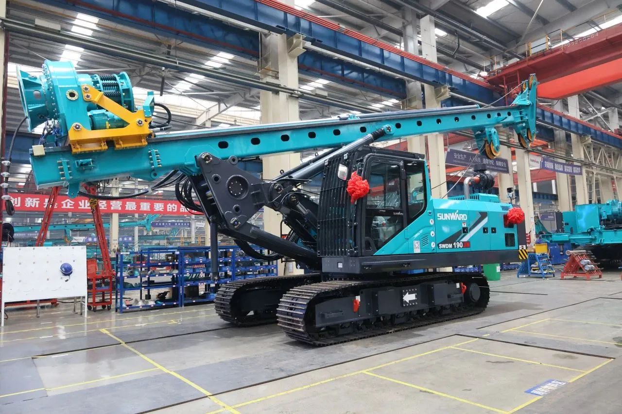 一连火热交付！yp街机智能SWDM190JN旋挖钻机备受天下各地客户青睐