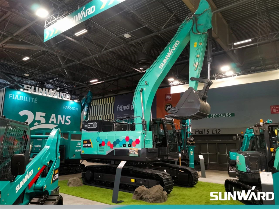 yp街机智能携立异效果亮相2024年法国巴黎工程机械展