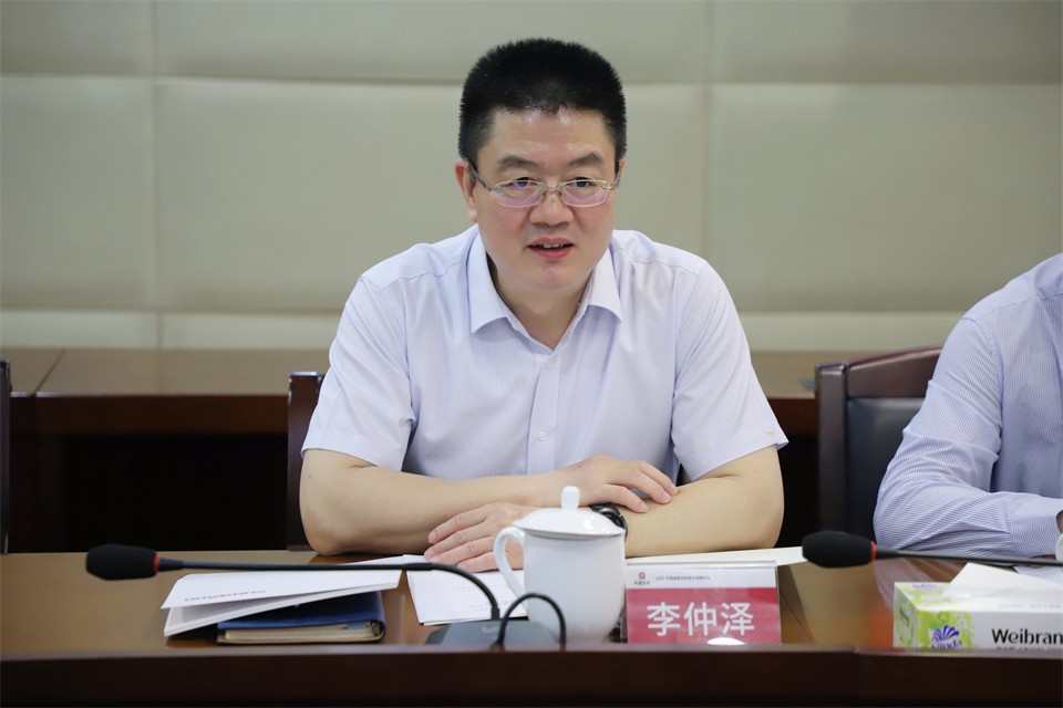 “双向奔赴 相助共赢”yp街机智能与中钨高新签署战略相助协议