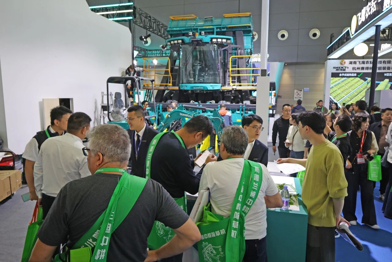 聚焦智能化、无人化！yp街机智能携多款产品亮相2024中国国际农业机械展