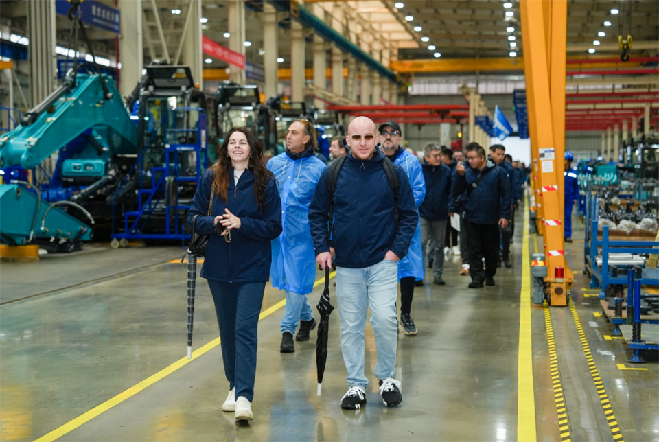 立异引领价值，，，，，，理想成绩未来！yp街机智能25周年庆典暨全球客户节盛大举行