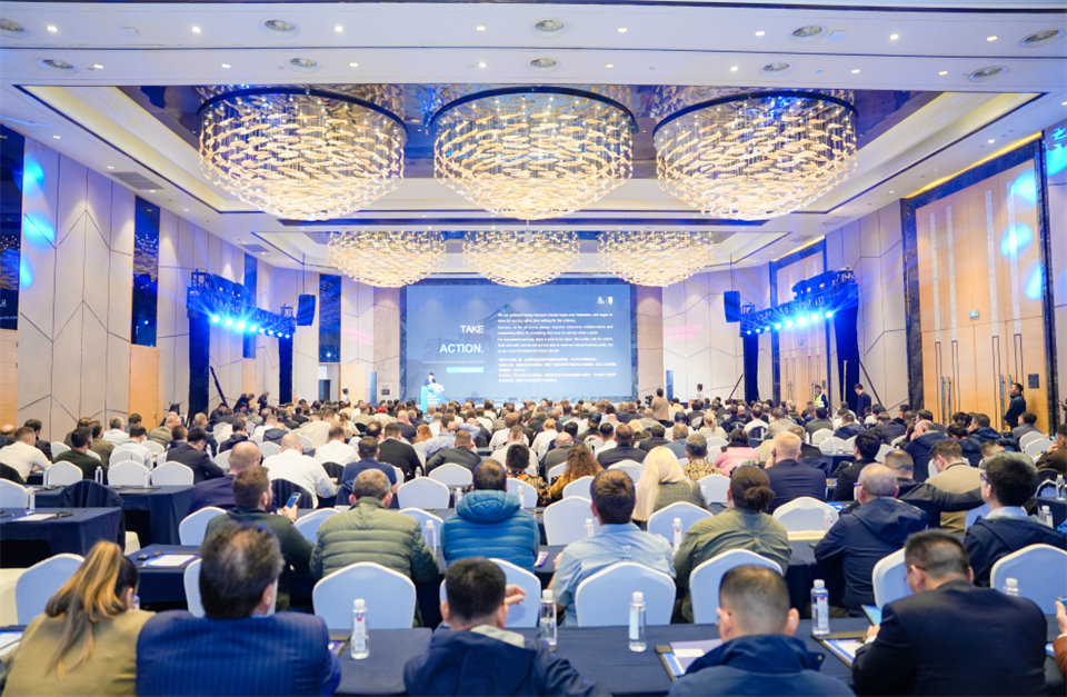 立异引领价值，，，，，，理想成绩未来！yp街机智能25周年庆典暨全球客户节盛大举行