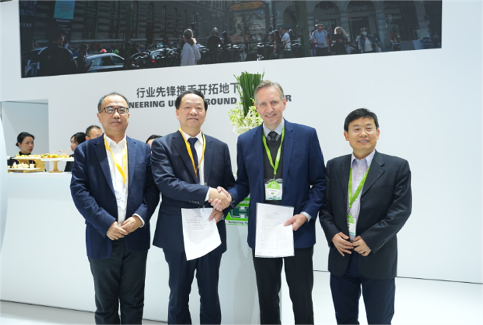 智造空间，，，，价值共生！广州yp街机精彩亮相2024上海宝马展