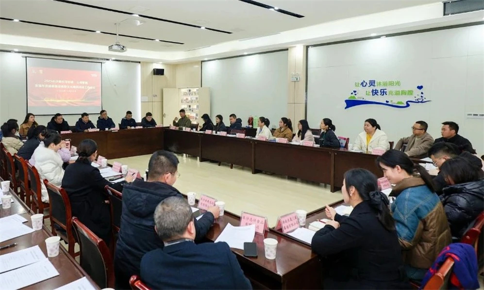 长龙街道、yp街机智能召开首届年货盛惠暨送春联文化惠民活动事情聚会