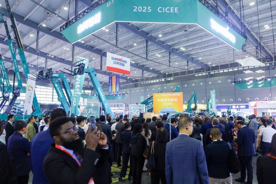 2025 CICEE | yp街机智能实力闪灼2025长沙国际工程机械展