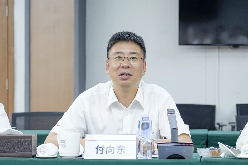 yp街机智能与易普力公司深化战略相助，，，，，，，共筑混装装备手艺转化新标杆