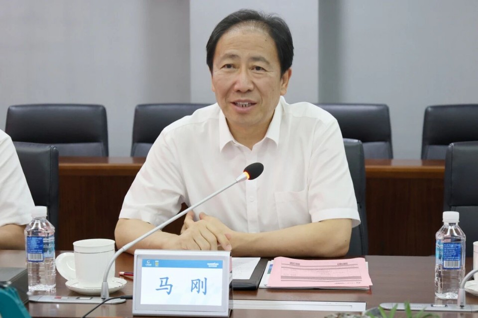 中国煤炭地质总局局长马刚到访yp街机智能，，，，，，同谋绿色智能矿山装备生长新路径