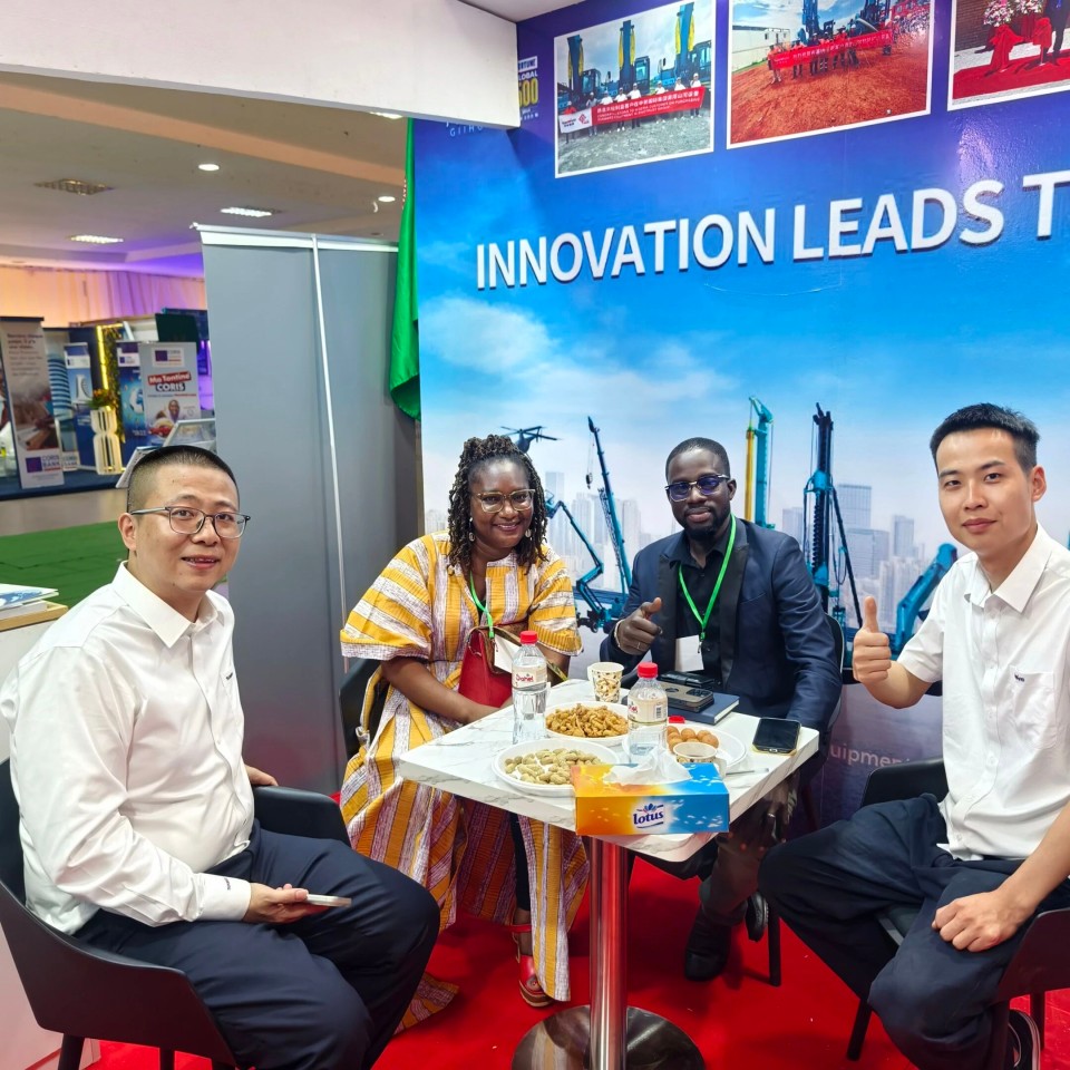 yp街机智能亮相首届“投资布基纳法索”国际论坛