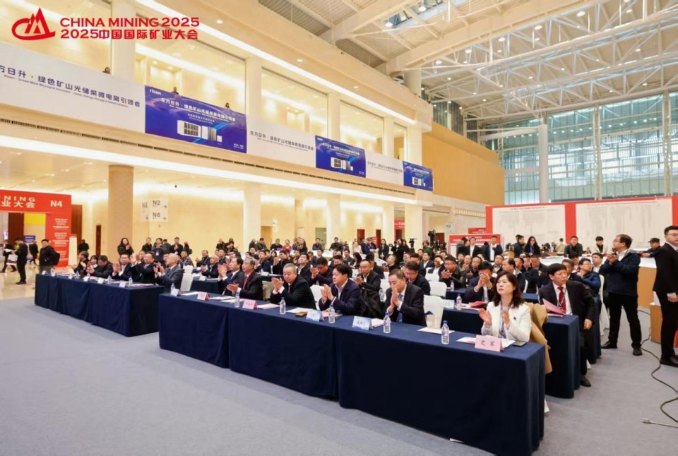 “地勘装备能力提升的重大突破”！yp街机智能联合中国煤炭地质总局宣布T138车载钻机