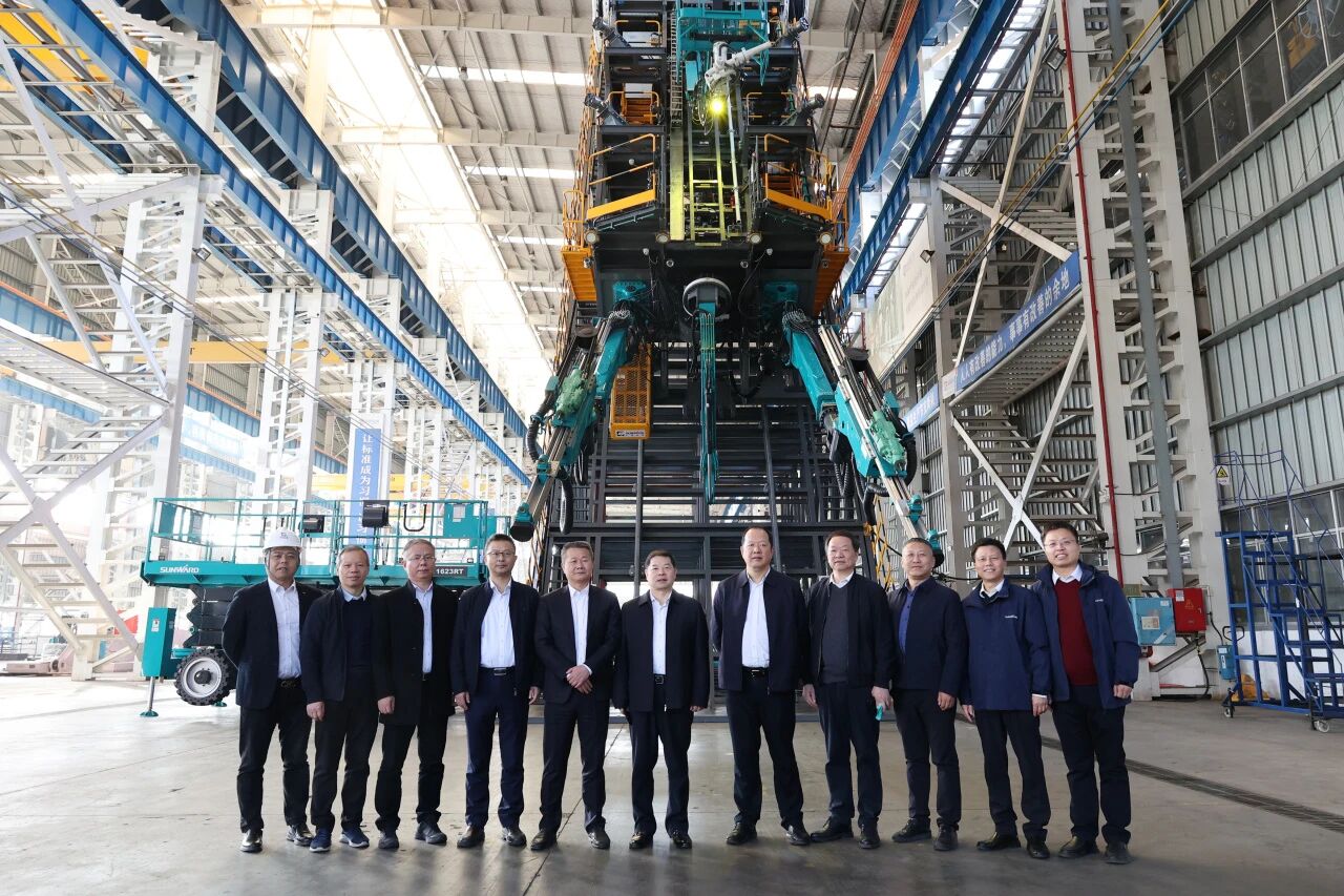 同谋相助、共赢生长！中国能建葛洲坝集团党委书记、董事长谭华到访yp街机智能